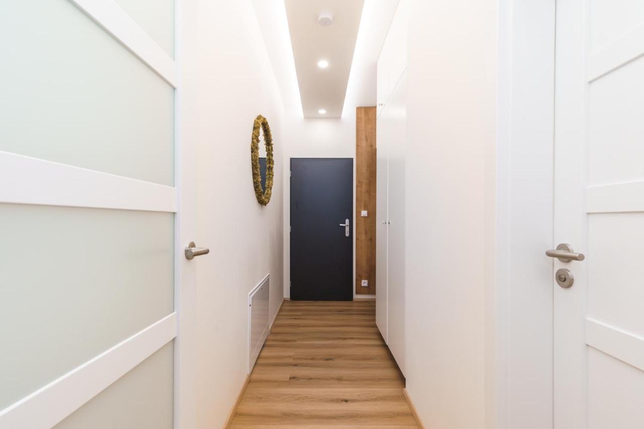 Apartman Ski Plesivec อาเบอร์ตามี ภายนอก รูปภาพ