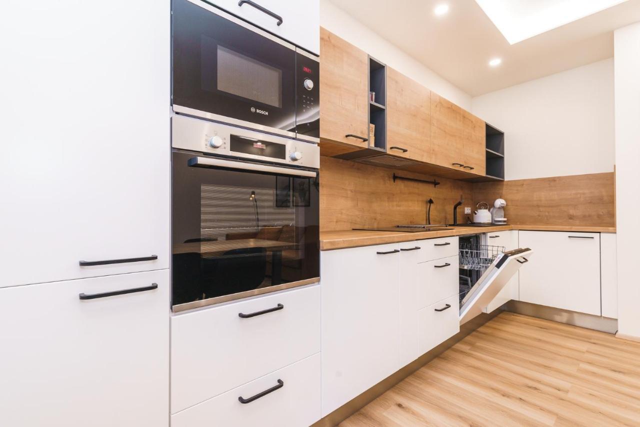 Apartman Ski Plesivec อาเบอร์ตามี ภายนอก รูปภาพ
